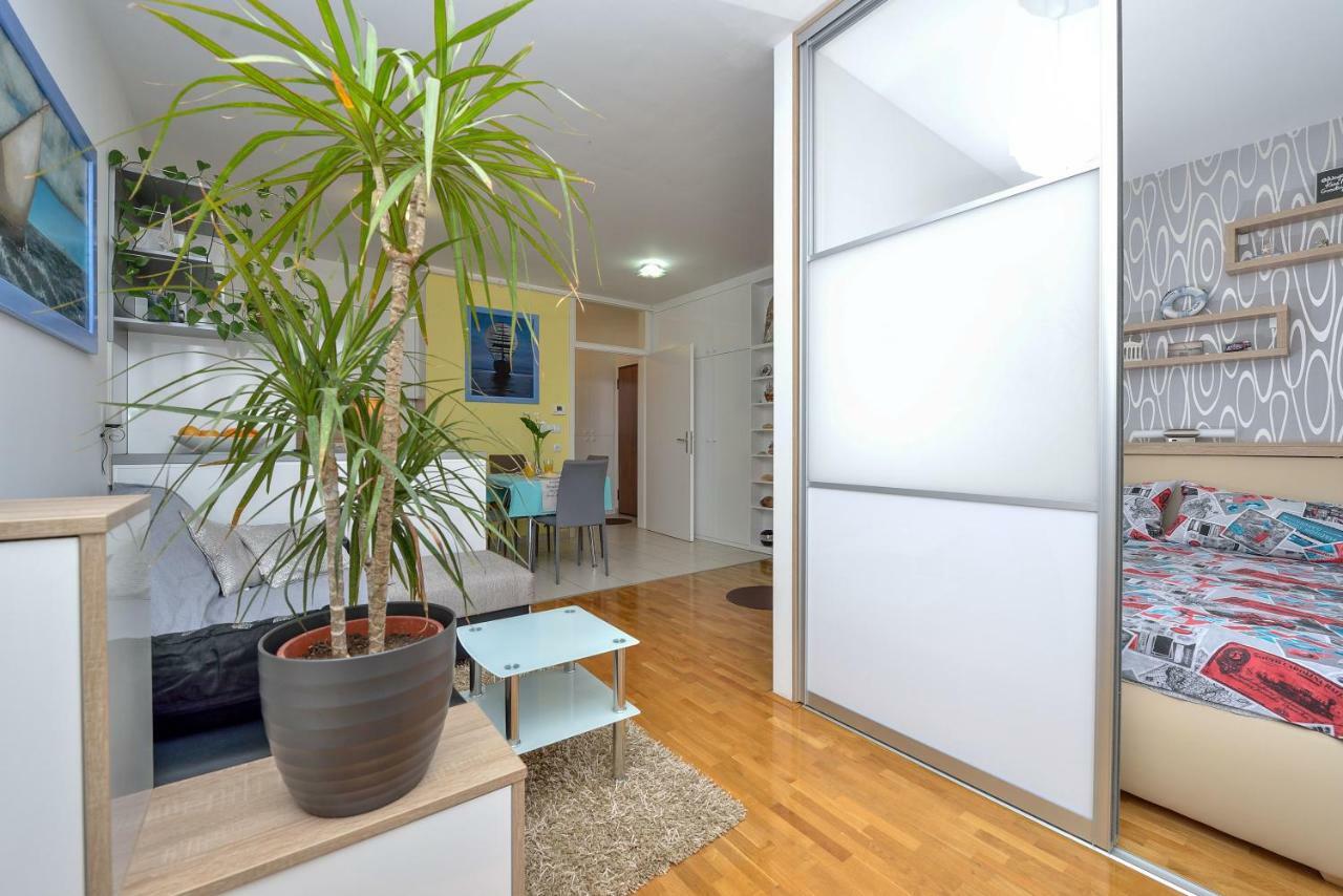 Apartment M Zadar Bagian luar foto