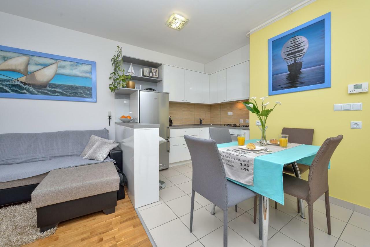 Apartment M Zadar Bagian luar foto